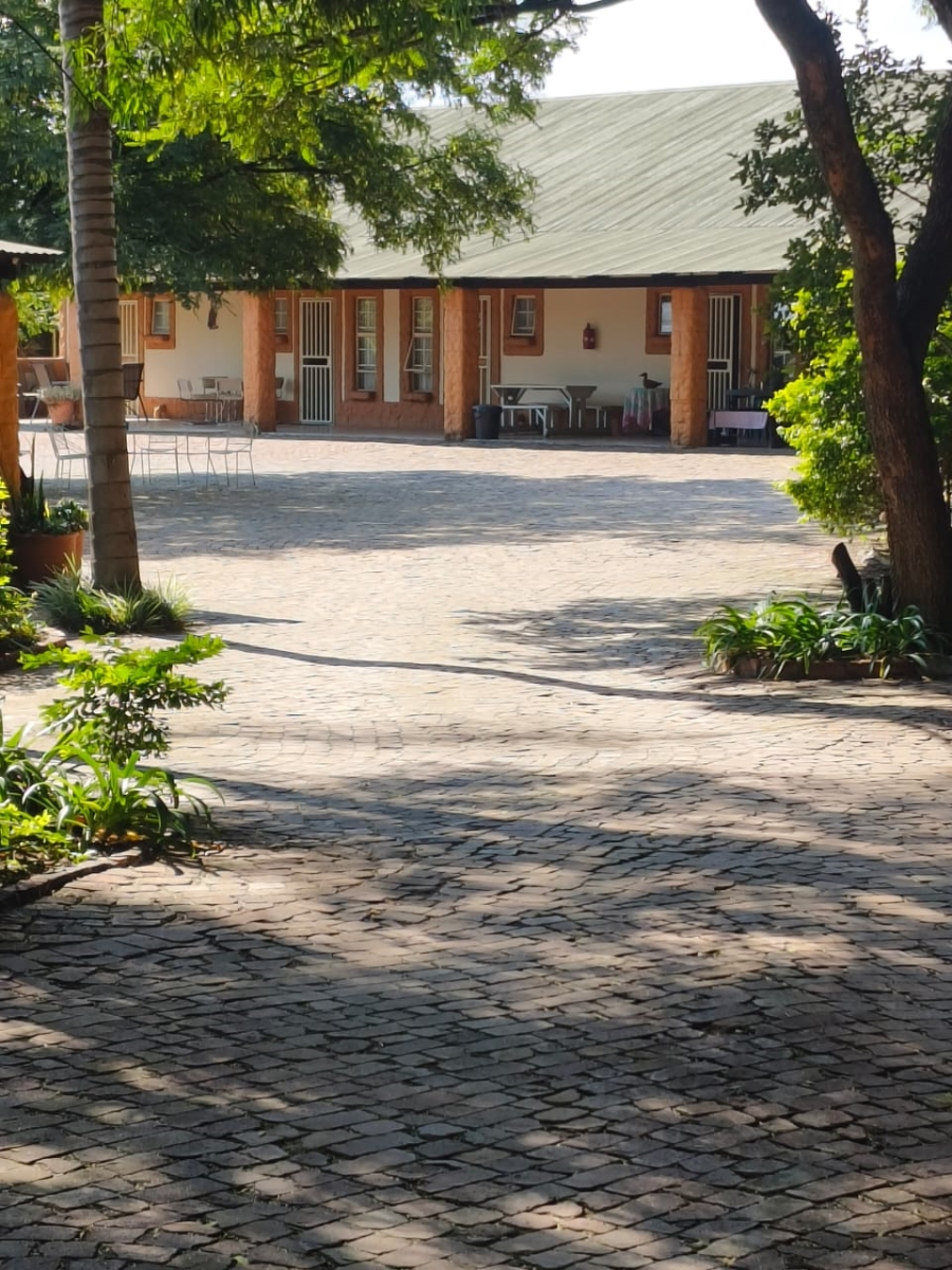Commercial Property for Sale in Hartbeesfontein North West
